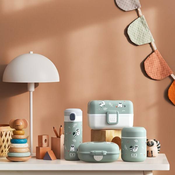 Matboks Med Navn,  Tresor Green Raccoon Monbento - Miniverden.no