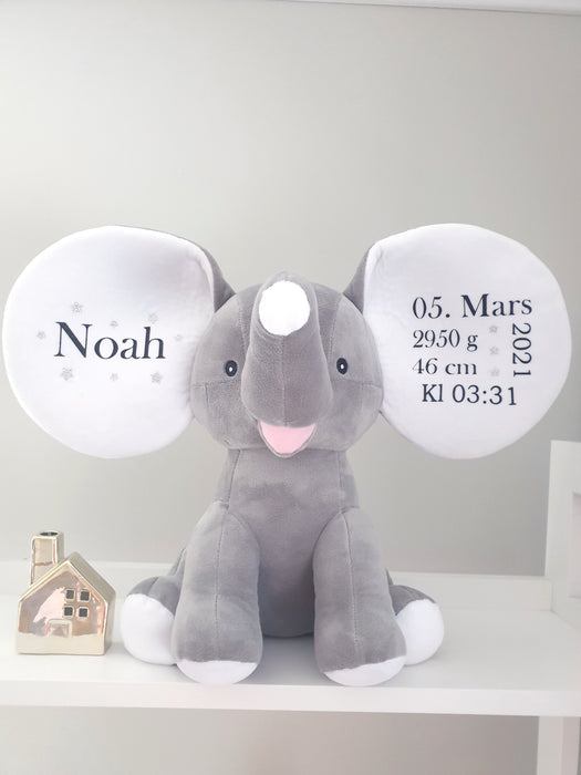 Bamse med navn og fødselsdata, grå elefant