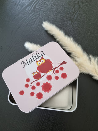 Matboks Med Navn Blafre Ugle Rød - Miniverden.no