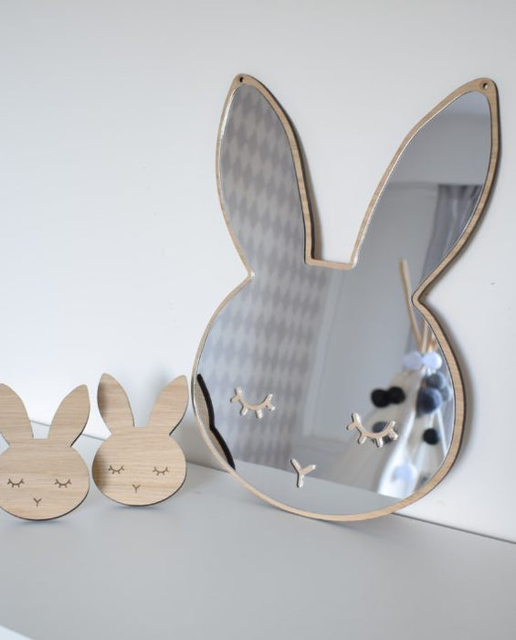 MASELIVING - KNAGG SLEEPY BUNNY - TRE - MiniVerden