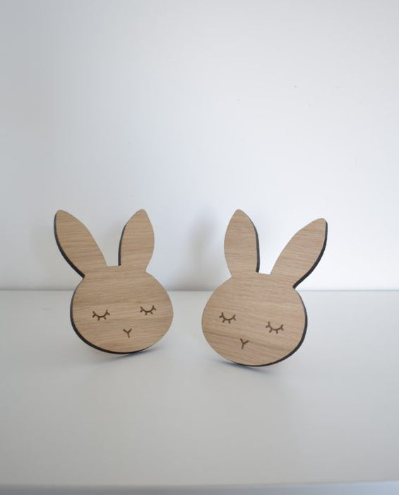 MASELIVING - KNAGG SLEEPY BUNNY - TRE - MiniVerden