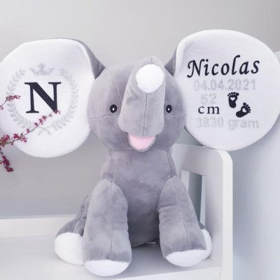 Bamse med navn og fødselsdata, grå elefant